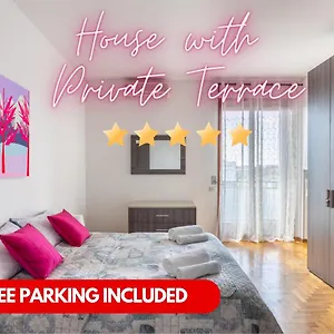 Terrazza Con Vistacasa Con Parcheggio Gratuito Milano
