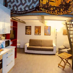 https://casa-vacanze-roby.italymilanhotels.net