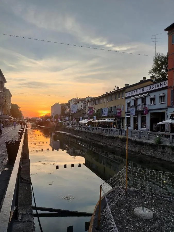 Art Home Apartment Navigli ميلان 0*,
