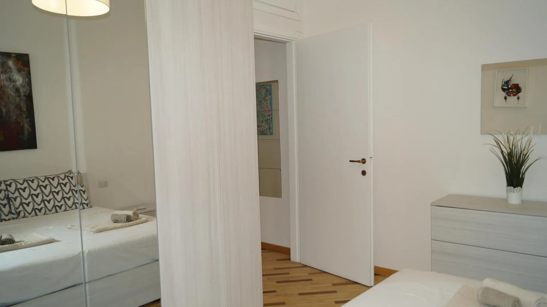 Art Home Apartment Navigli Milán Italia
