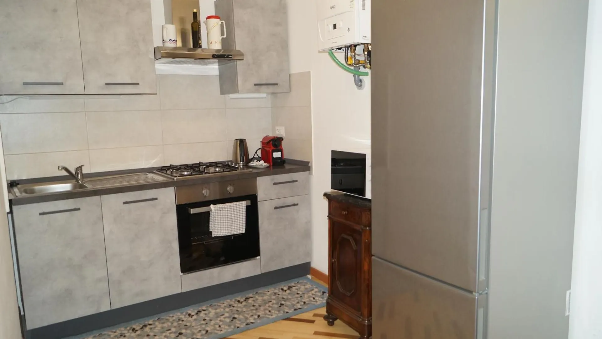 Art Home Apartment Navigli Milano 0*,